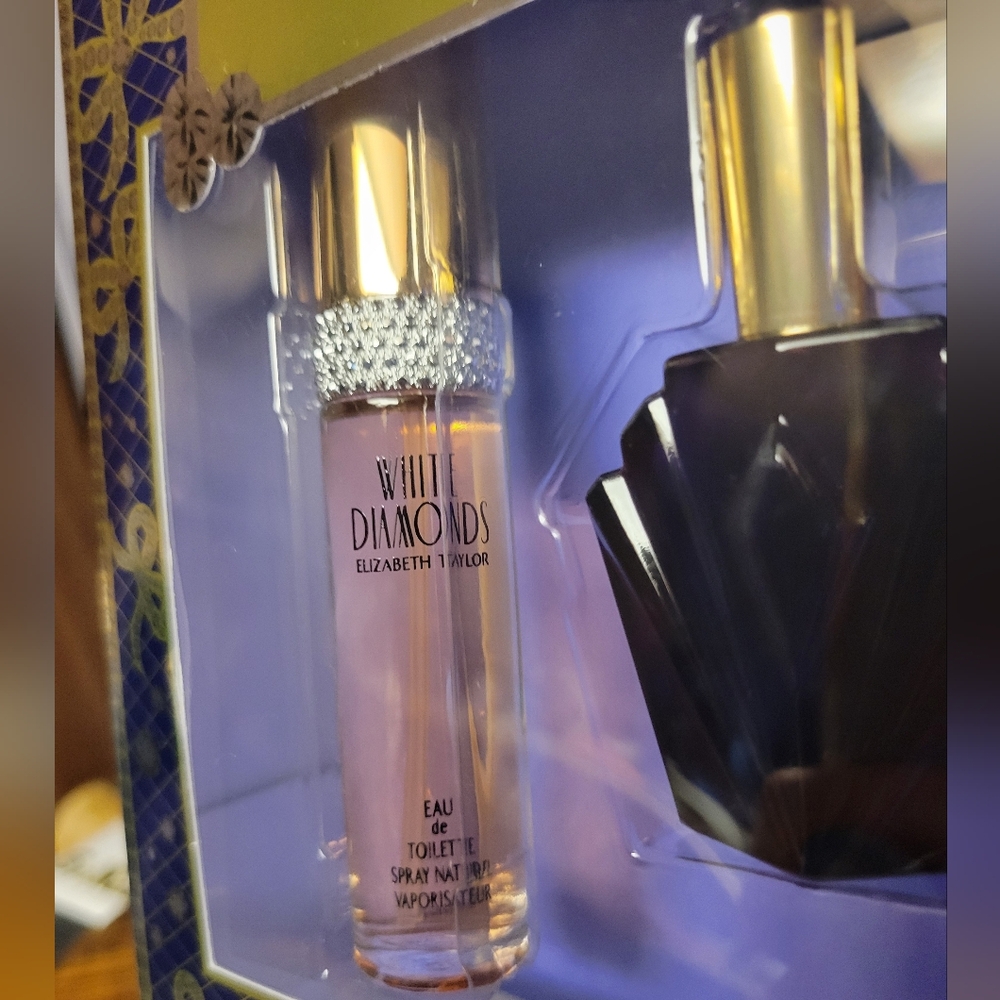 The Elizabeth Taylor Collection White Dianonds gift Set - Picture 4 of 13